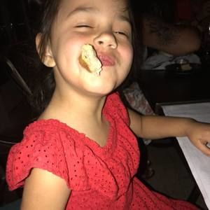 Meet your Posher, Ava